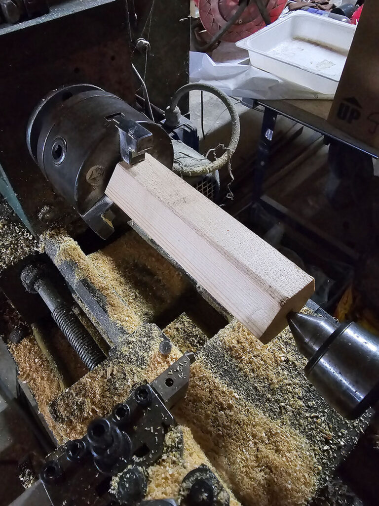 Macchinario di precisione per la lavorazione del legno